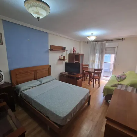 Casa Linda Rum i privatbostad Alicante